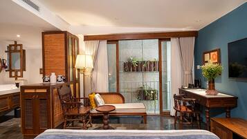 Camera Deluxe | Biancheria da letto di alta qualità, minibar, una cassaforte in camera