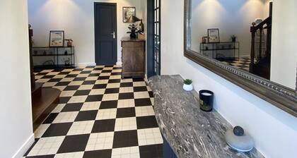 Grande Maison Avec Piscine