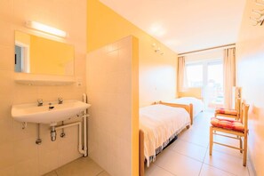 2 Schlafzimmer, Bügeleisen/Bügelbrett, Internetzugang