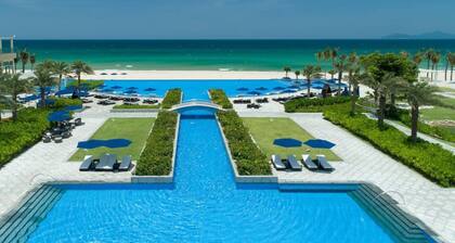 DaNangBRGVILLA*3Schlafzimmer*Blick auf den Golfplatz*PrivaterPool*15's zumStrand