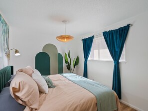 2 Schlafzimmer, Schreibtisch, Bügeleisen/Bügelbrett, kostenloses WLAN