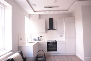 Private kitchen - Modern and bright flat- in vibrant Camden (London)