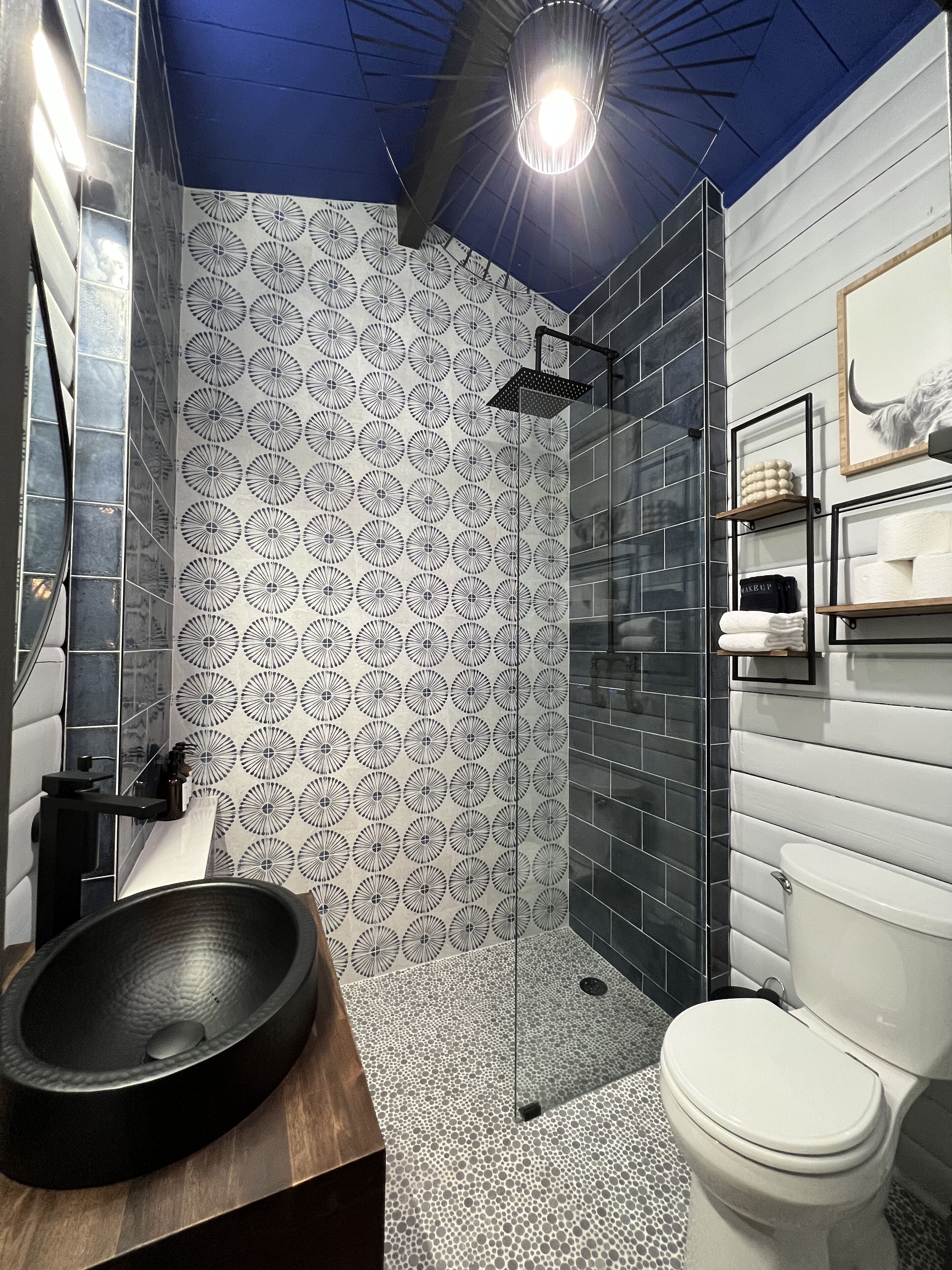 Blue Ox Bungalow- 7 minutes from JTNP!