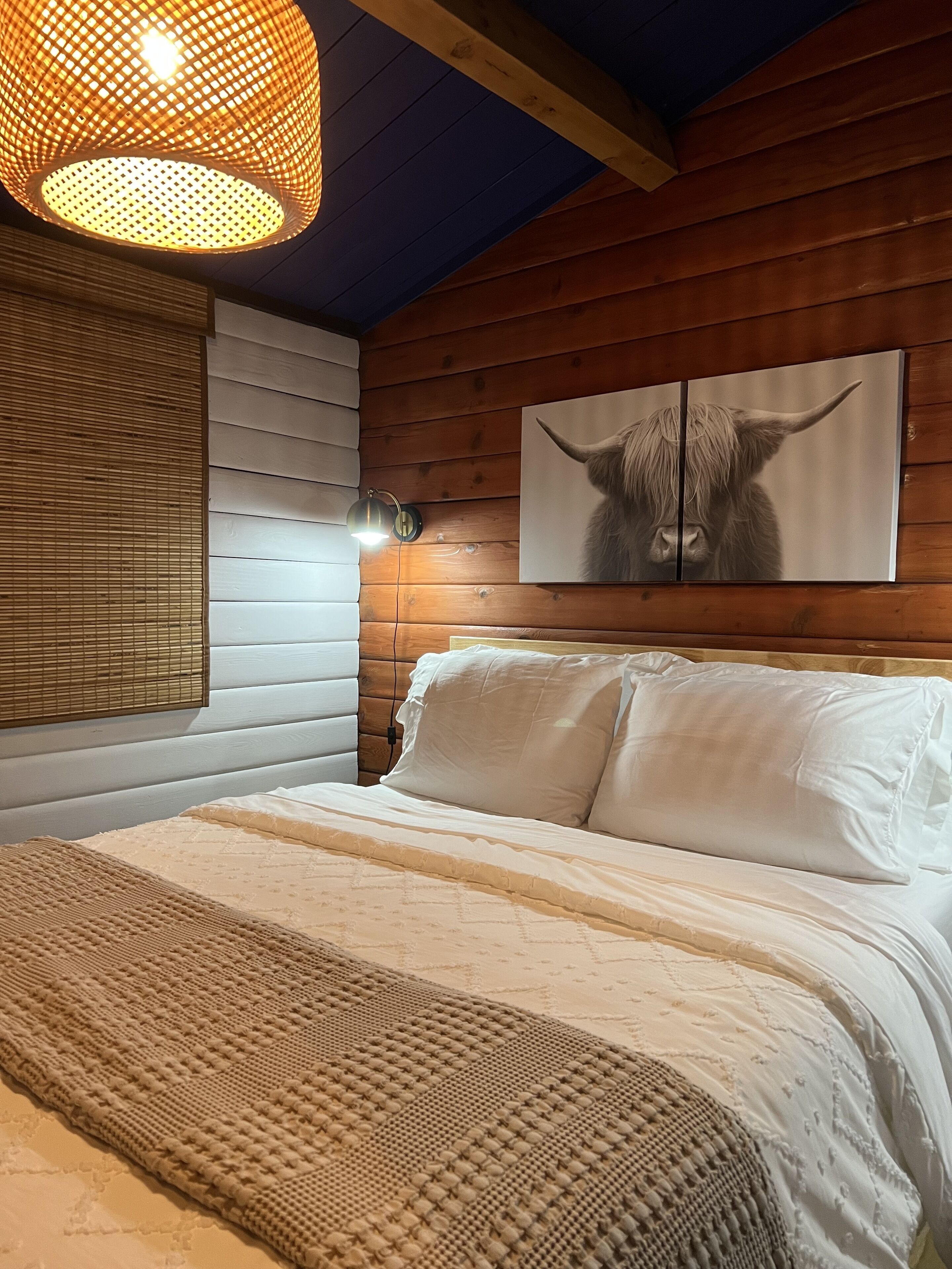 Blue Ox Bungalow- 7 minutes from JTNP!