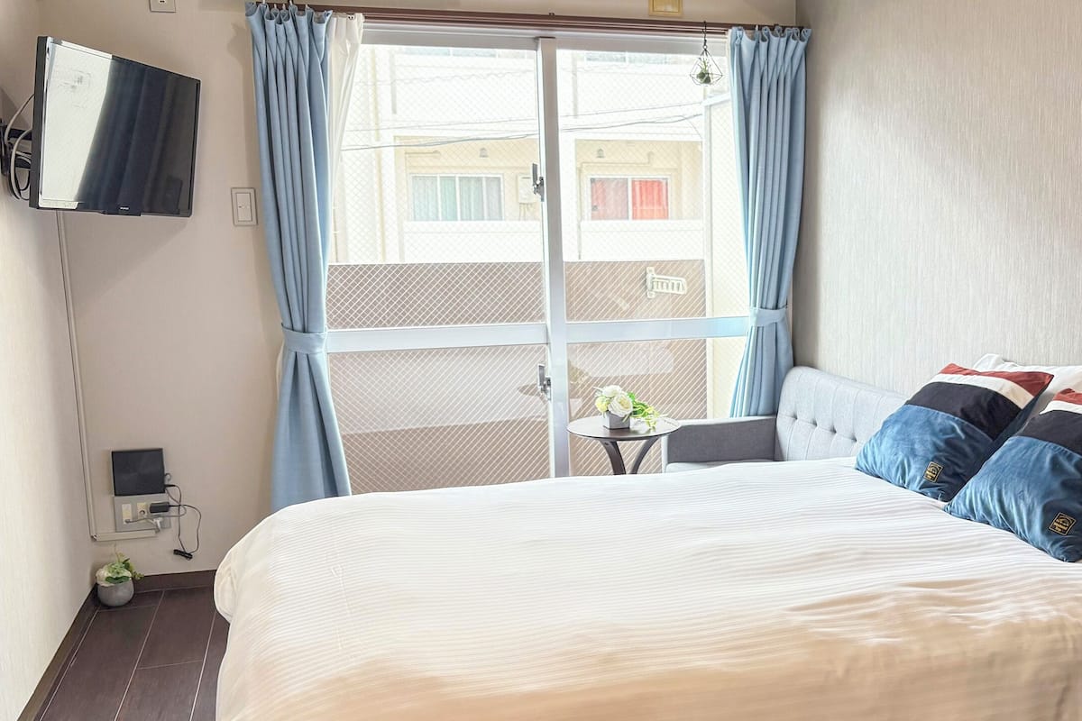 Quarto casal, para não fumantes, banheira | 1 quarto, espaço de trabalho para notebook, Wi-Fi de cortesia