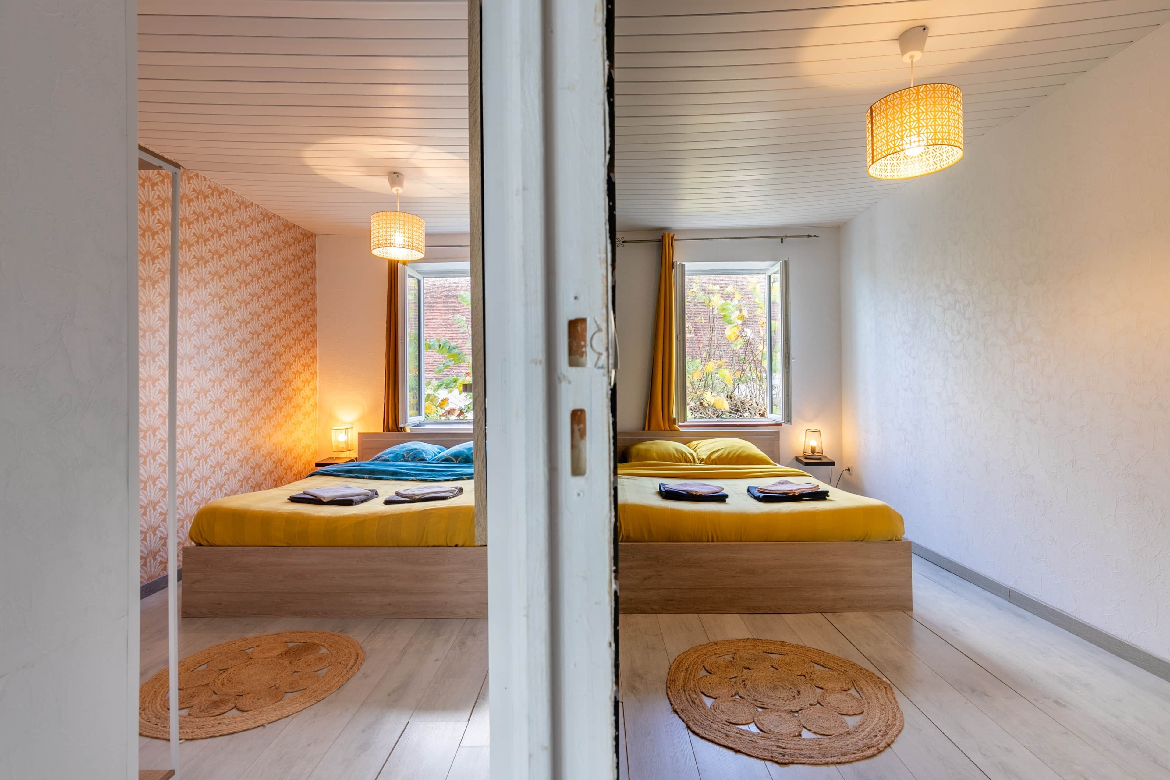 2 chambres, fer et planche à repasser, Wi-Fi, draps fournis