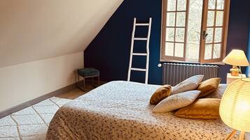 6 quartos, ferros/tĂĄbuas de passar roupa