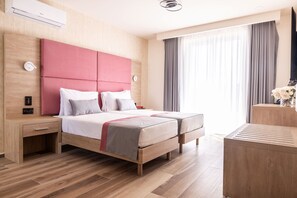 Camera Superior con 2 letti singoli | Materassi in memory foam, minibar, cassaforte in camera