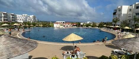Indoor pool, outdoor pool