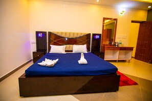 Luxury Cottage, Garden View - Queens Paradise Estate (Vanur)