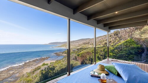 The Headland Retreat - Curated & Contemporary Home