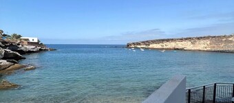 Claudia Puertito de Adeje - 1 bedroom, 70sqm, on the beach