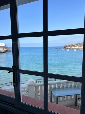 Interior - Claudia Puertito de Adeje - 2 bedrooms, 70sqm, on the beach (CN)