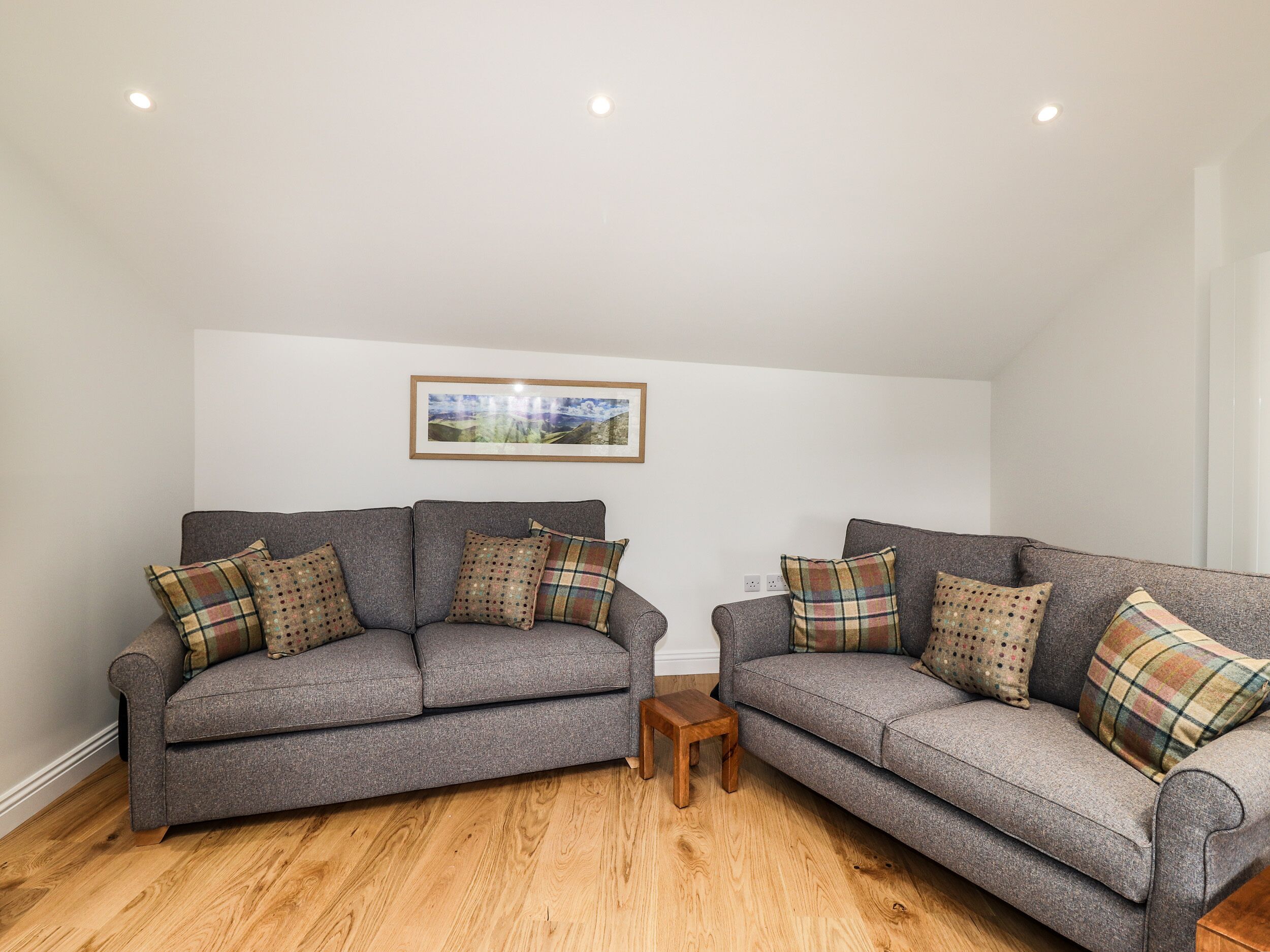 NORTON, family friendly, with open fire in Applethwaite