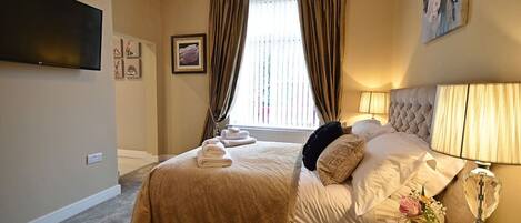 1 bedroom, desk, iron/ironing board, travel cot