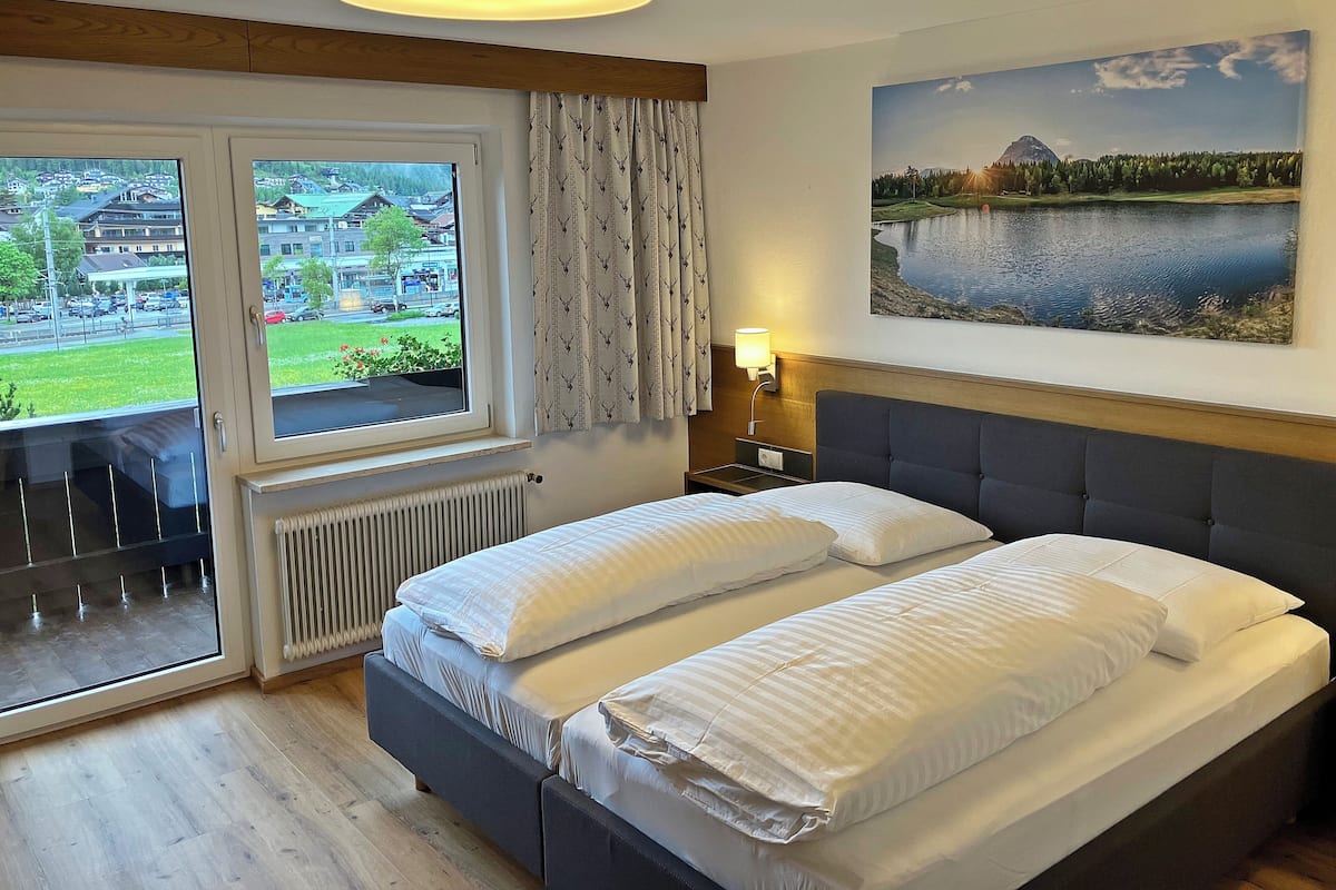 Basic Double Room | Down comforters, in-room safe, travel crib, free rollaway beds