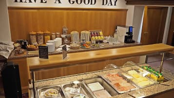 Desayuno buffet incluido todos los días