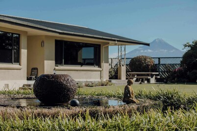 Mt Taranaki Vista Rural Retreat