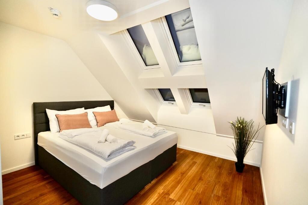 Luxury-Penthouse | Individuell eingerichtet, laptopgeeigneter Arbeitsplatz