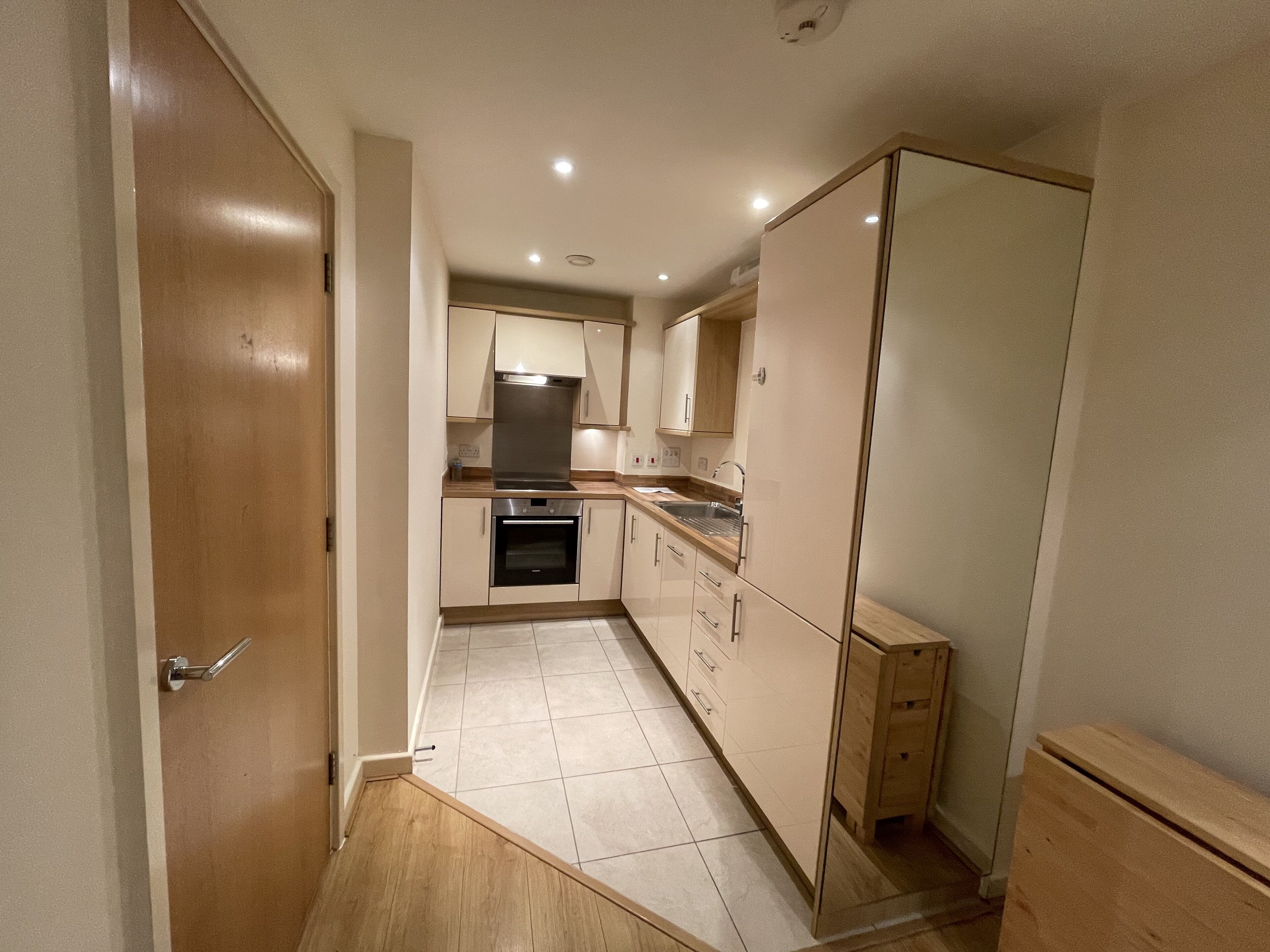 Apartment, 1 Queen Bed | Private kitchen | Fridge, oven, stovetop, dishwasher