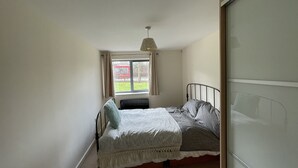 Lejlighed - 1 queensize-seng | 1 soveværelse, gratis Wi-Fi, sengetøj