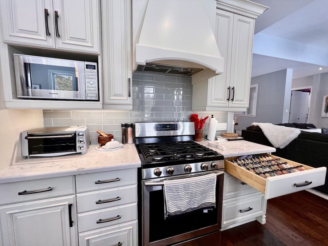 Peace Out on Balsam Lake – Luxury Waterfront Cottage