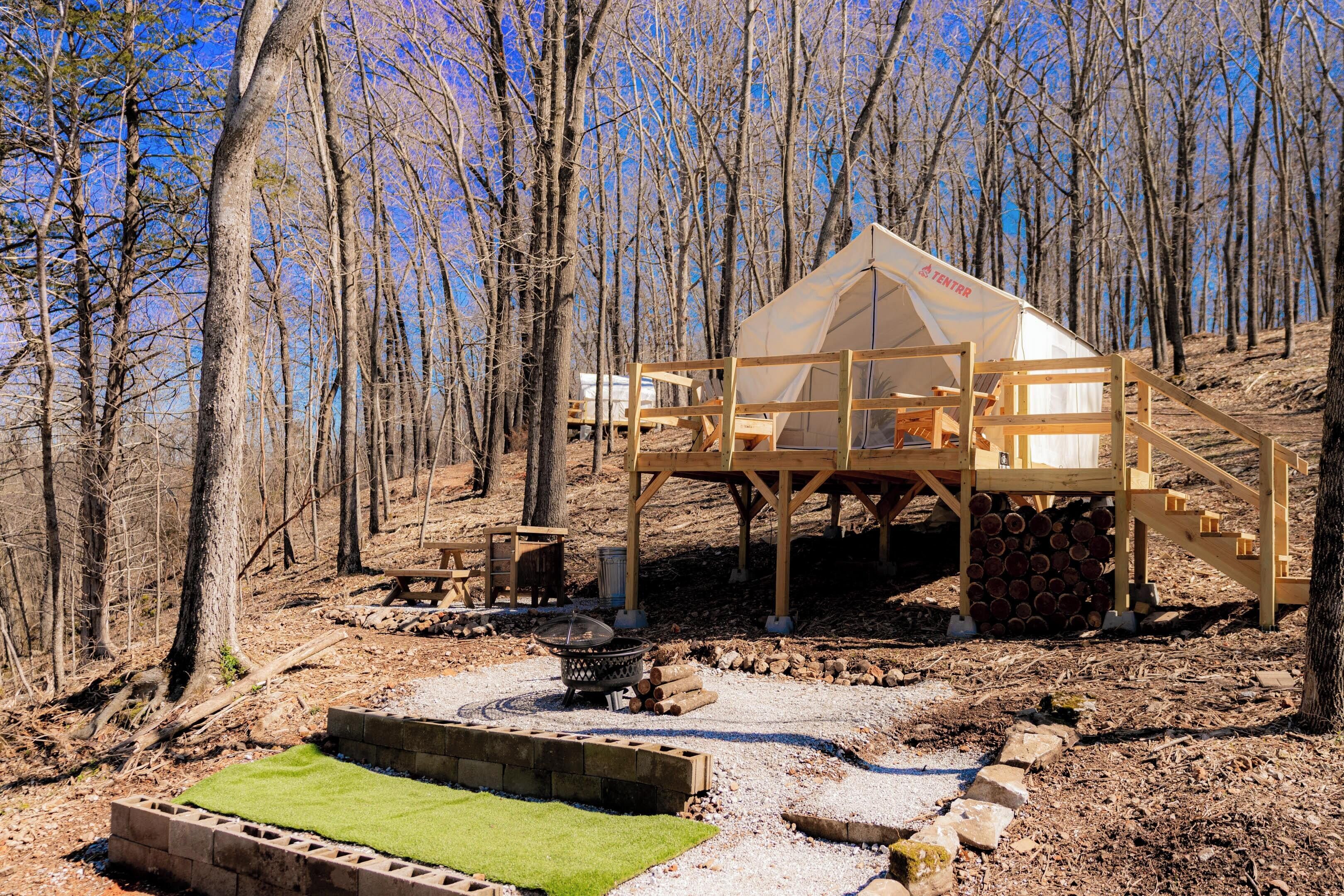 Tentrr Signature Site - OZ Outpost - "The Lookout"