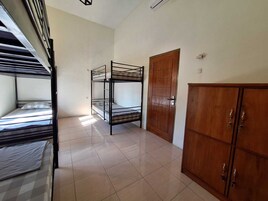 Caja de seguridad en la habitación, wifi gratis y ropa de cama 