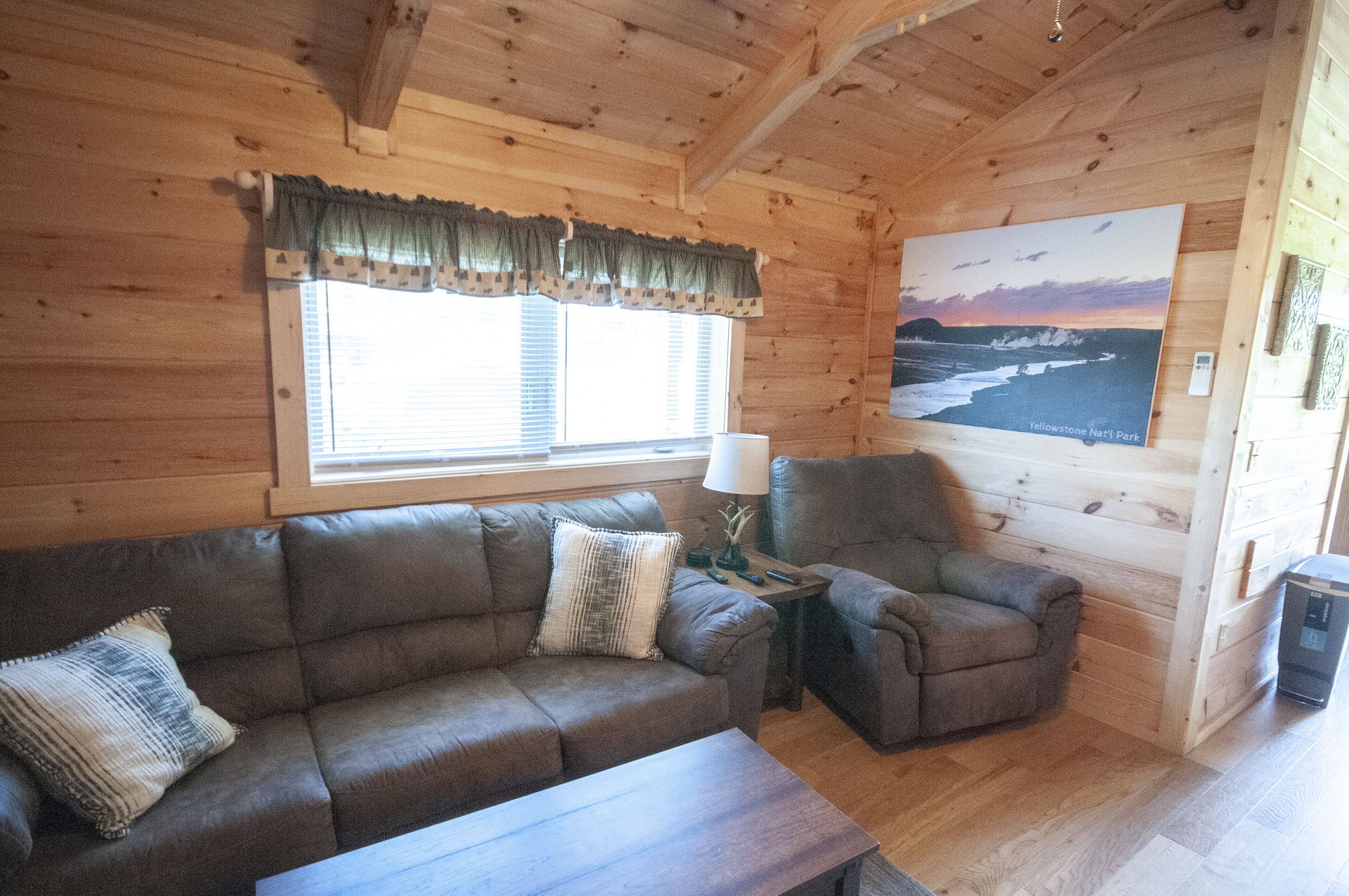 Copperhead Lodge Cabin number 2. 1 bedroom 1 bath Sleeper Sofa. Sleeps 4.