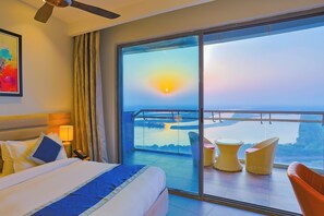 Studio Premium | Skrivbord och gratis wi-fi