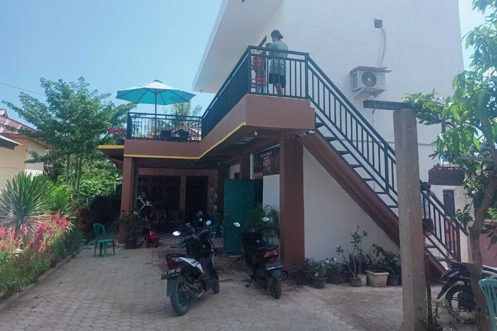 Cowang Dereng Home Stay