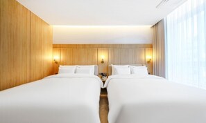 Suite Twin | ห้องพักตกแต่งอย่างมีเอกลักษณ์, ตกแต่งพิเศษโดยเฉพาะ, โต๊ะทำงาน, Wi-Fi ฟรี