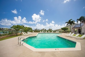 Pool - BH 115 · Central and Bright 2 BR, 2 BA, Pool & Oceanview (Lihue)