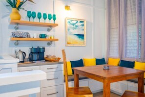 Dining - Mauna Kai · Delightful views of Pool & Mountains Princeville (Princeville)