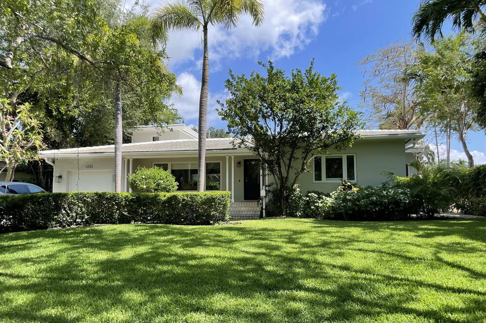 Coral Gables Private vacation home