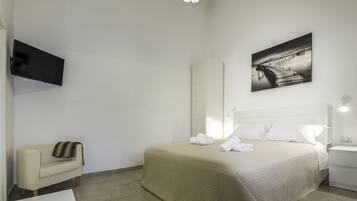 1 camera, una scrivania, ferro/asse da stiro, Wi-Fi gratuito