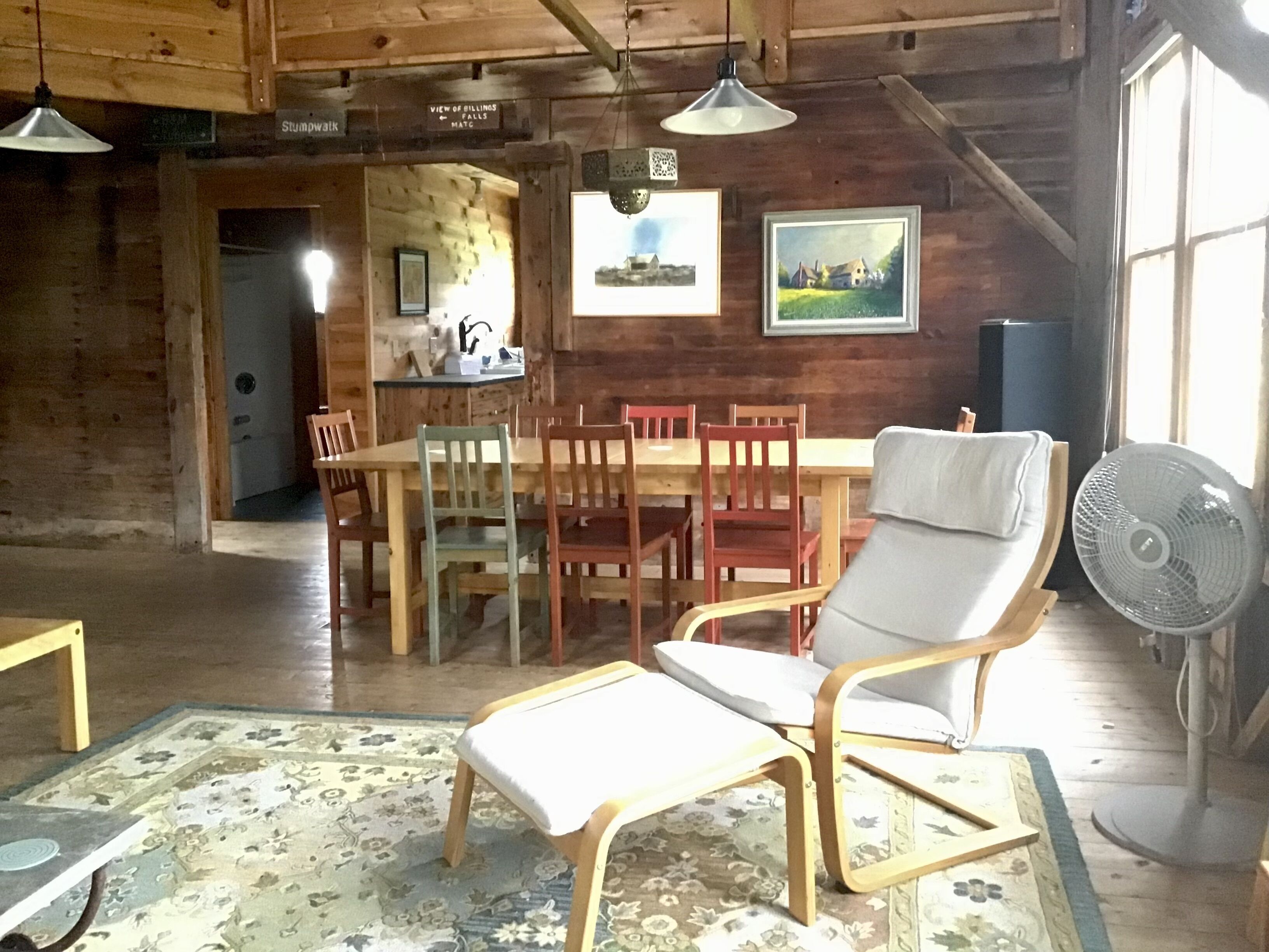 Post-and-Beam Barn with Lake Access