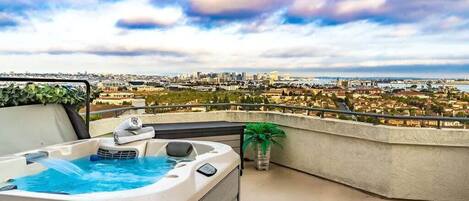 Bañera de hidromasaje exterior