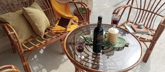 7 minutes to the beach and 15 minutes to kissamos town