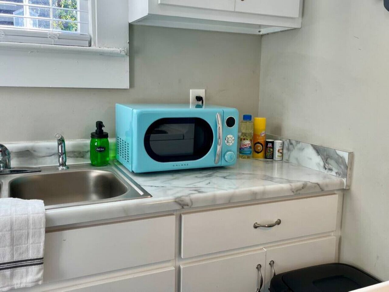 Unit A Montgomery Quadplex · Cozy Capital City Cottage