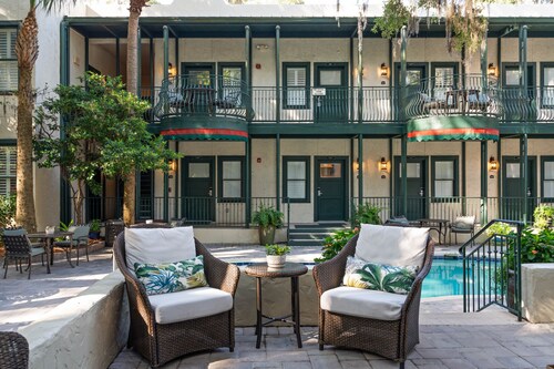 Village Inn and Pub - Adults Only