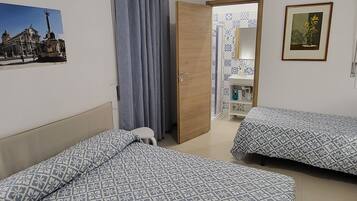 3 bedrooms, desk, iron/ironing board, travel crib