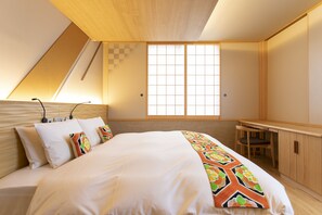Double Room, Non Smoking, Private Bathroom | Desk, laptop workspace, free WiFi, bed sheets - Higashiyama Hills (Kyoto)