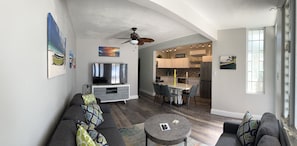 Condo, 2 Bedrooms, Ocean View | Living area