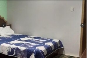 Standard Double Room | Iron/ironing board, free WiFi - Ganish inn Hunza  (Karimabad)