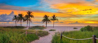 Singer Island Private Home with Heated Pool, Enjoy Walks to the Beach