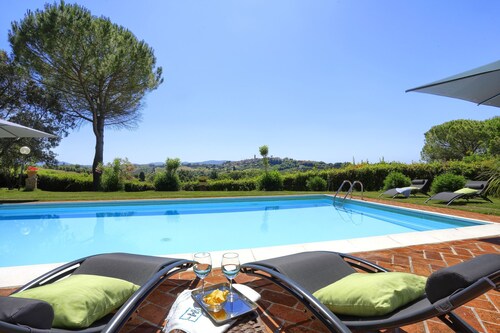 Villa Orsini Peccioli - Historic villa with swimming pool for exclusive use 