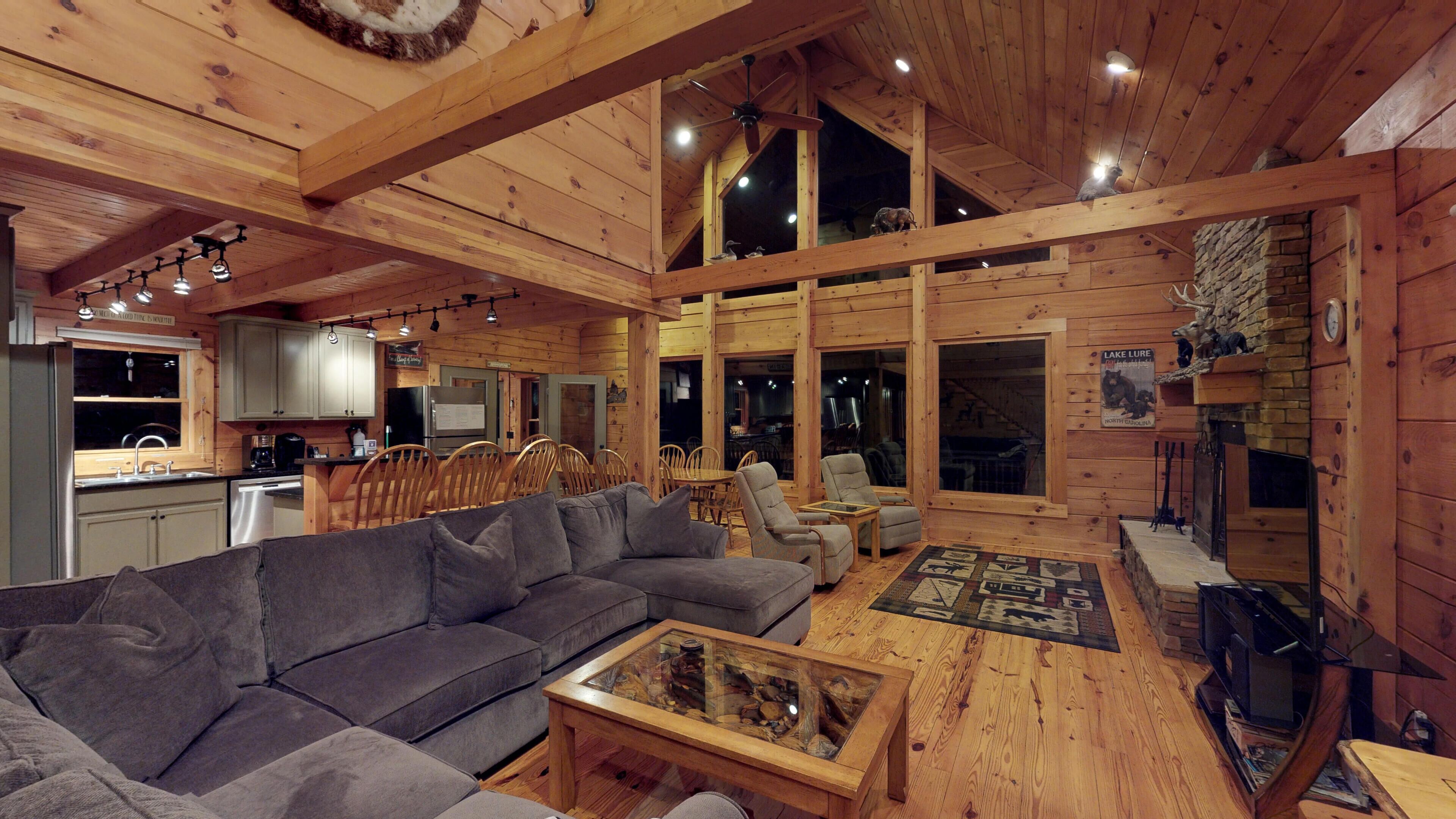 Resort Cabin, Overlooks Dirty Dancing scene/waterfalls. Outdoor Fire Pit