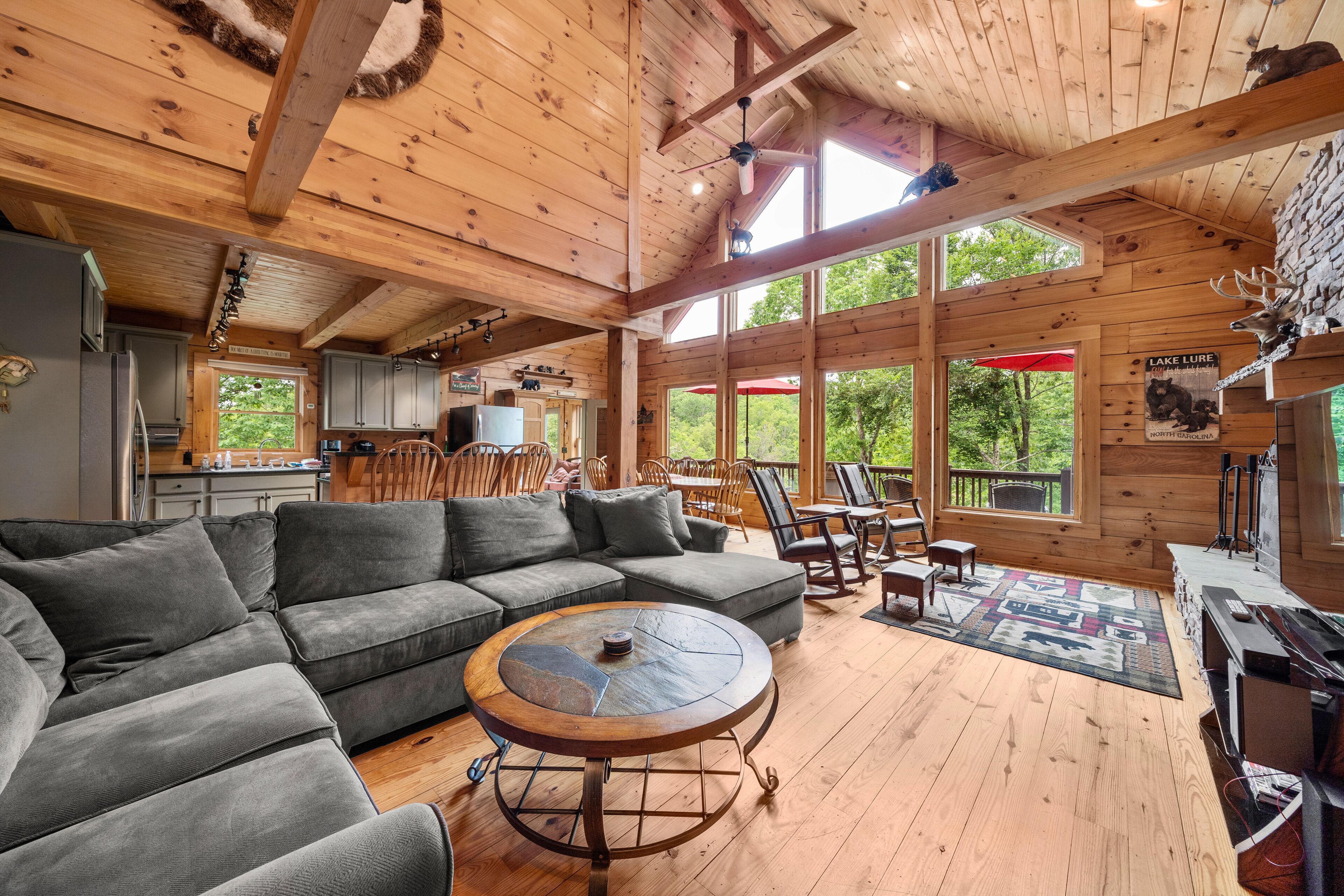 Resort Cabin, Overlooks Dirty Dancing scene/waterfalls. Outdoor Fire Pit