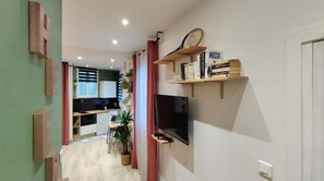 Interior - Appartement a 10mn du Port! (Nice)